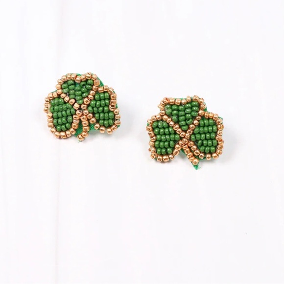 Beaded Shamrock earrings • NWT - Picture 2 of 2